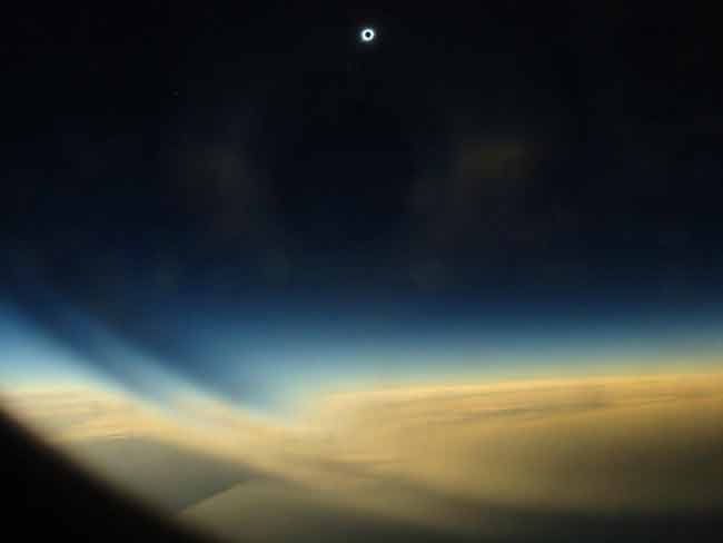 Total Solar Eclipse to Grace India & China